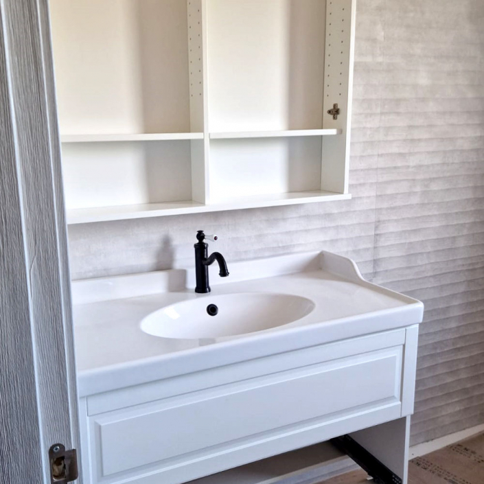 baño reformado 3 estilo minimalista